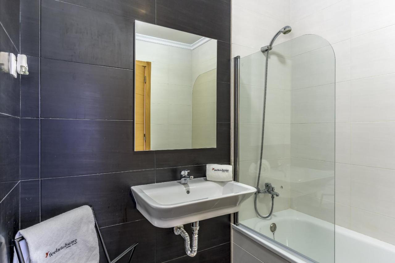 FLH Vila Real Santo António Flat with Pool Vila Real de Santo António Exterior foto